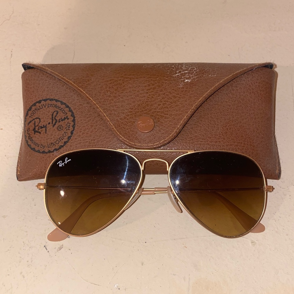 Ray Ban Gradient Aviator Sunglasses